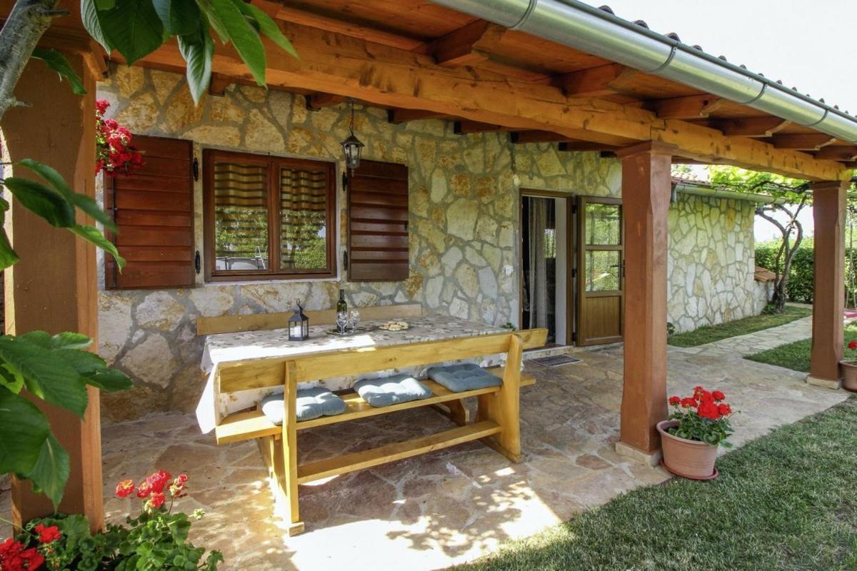 Vila Dea In Kmeti Žminj Exteriér fotografie