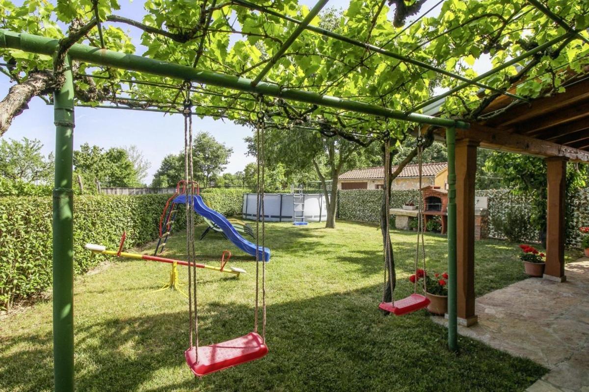 Vila Dea In Kmeti Žminj Exteriér fotografie